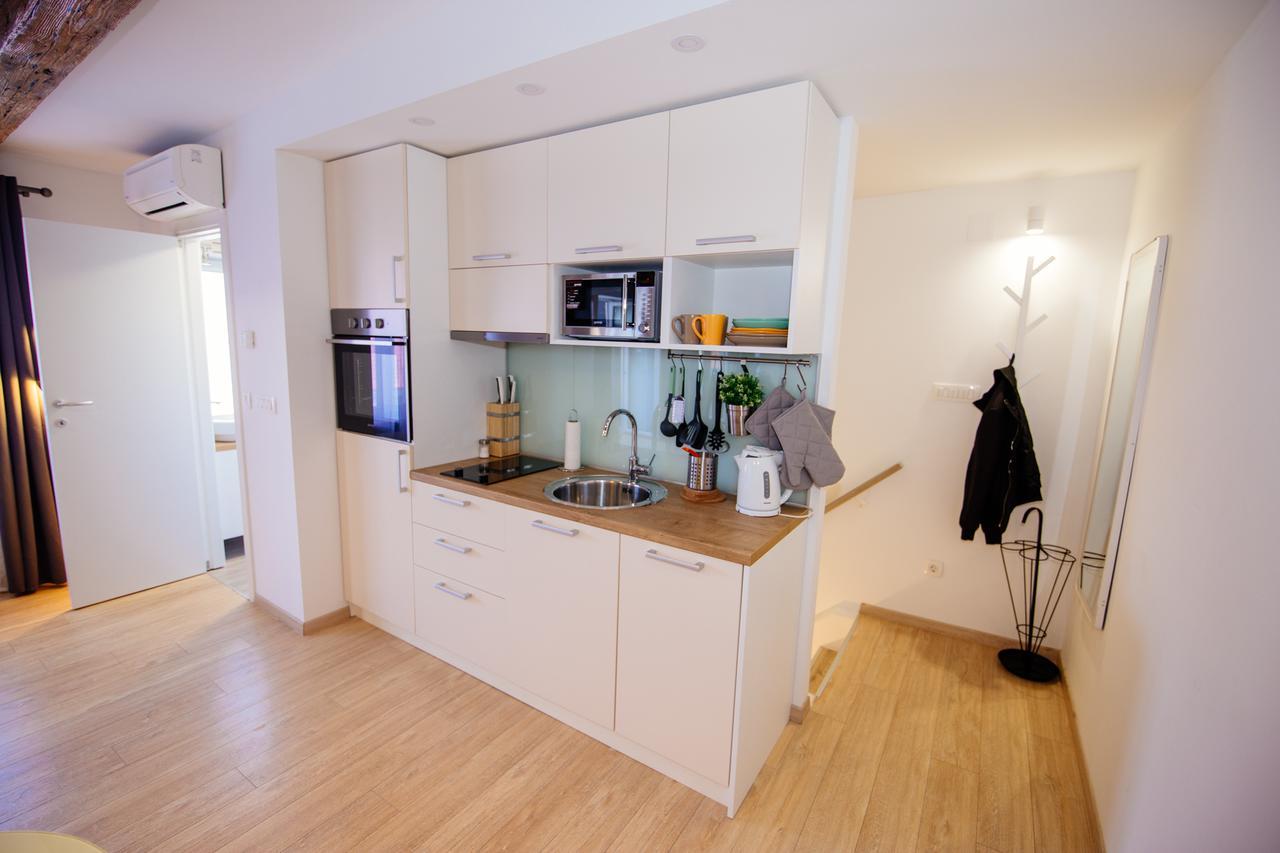 Apartment 63 - 2 ซาเกร็บ ภายนอก รูปภาพ